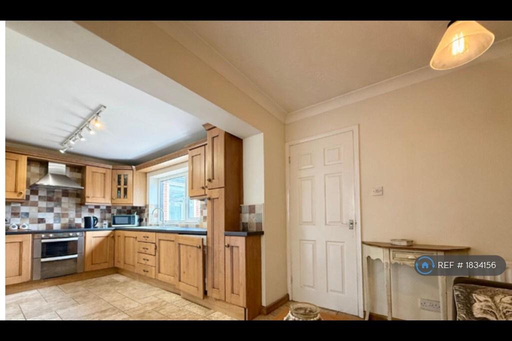 Kitchen11'10 X9'6