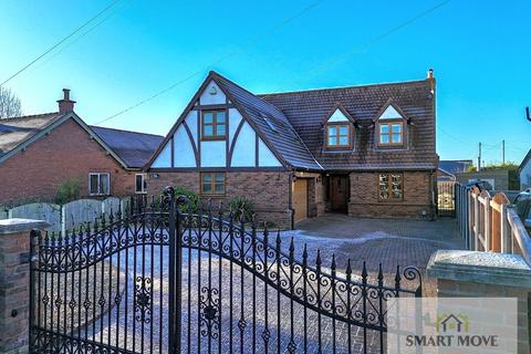 undefined, Hesketh Lane, Preston PR4