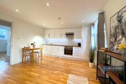 undefined, City Road, London, EC1V
