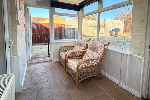 2 bedroom semi-detached bungalow for sale, Oxstalls Drive, Longlevens, Gloucester