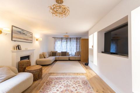 4 bedroom detached house for sale, Willow Street, Wrexham