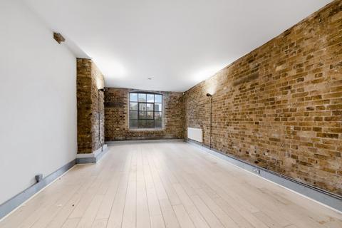 2 bedroom flat for sale, Orchard Place, London, E14