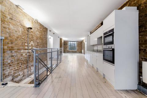 2 bedroom flat for sale, Orchard Place, London, E14