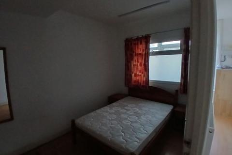 3 bedroom apartment to rent, Granby Road, Leicester