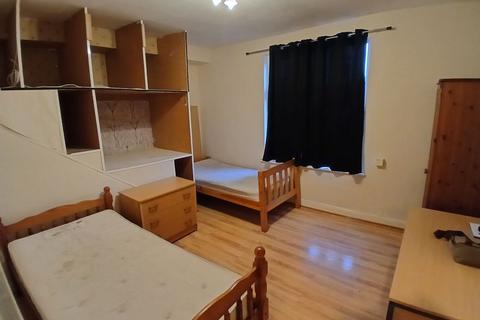 2 bedroom apartment to rent, Granby Road, Leicester