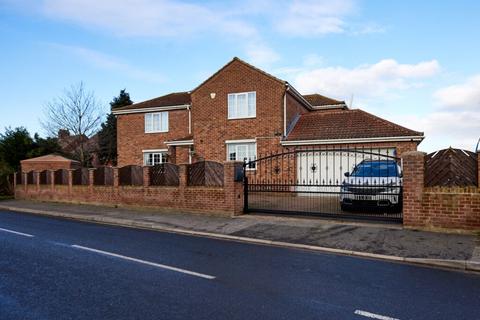 4 bedroom detached house for sale, Hillam Road, Gateforth, Selby, YO8 9LQ
