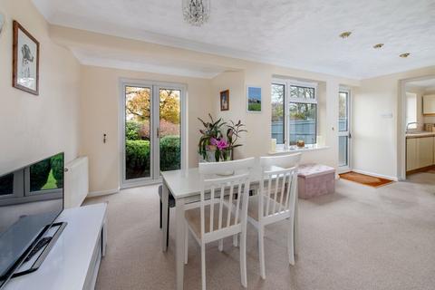 undefined, Cresswell Avenue, Taunton TA2