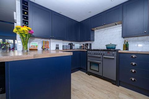 3 bedroom end of terrace house for sale, Wren Wood, Welwyn Garden City
