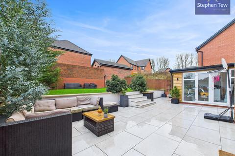 4 bedroom detached house for sale, Dunnock Avenue, Poulton-Le-Fylde FY6