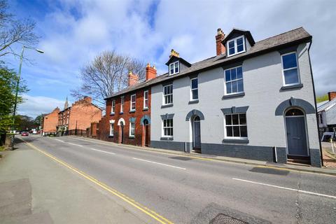 5 bedroom terraced house to rent, Rea Bridge, Coleham Head, Shrewsbury