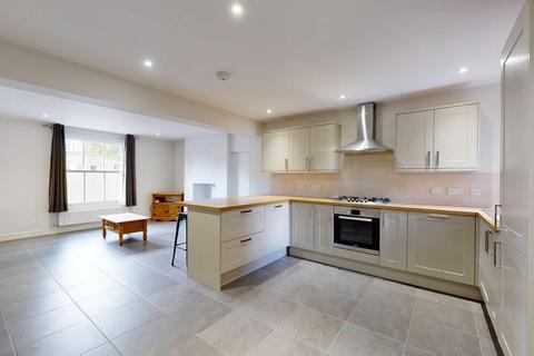 5 bedroom terraced house to rent, Rea Bridge, Coleham Head, Shrewsbury