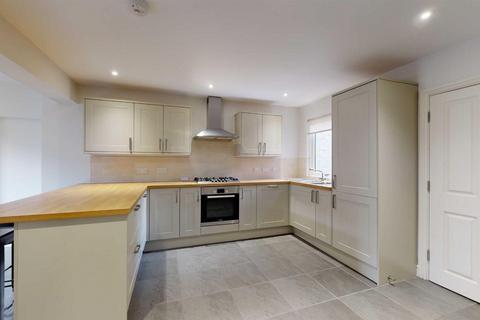 5 bedroom terraced house to rent, Rea Bridge, Coleham Head, Shrewsbury