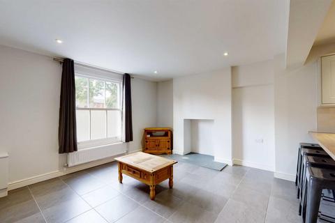 5 bedroom terraced house to rent, Rea Bridge, Coleham Head, Shrewsbury