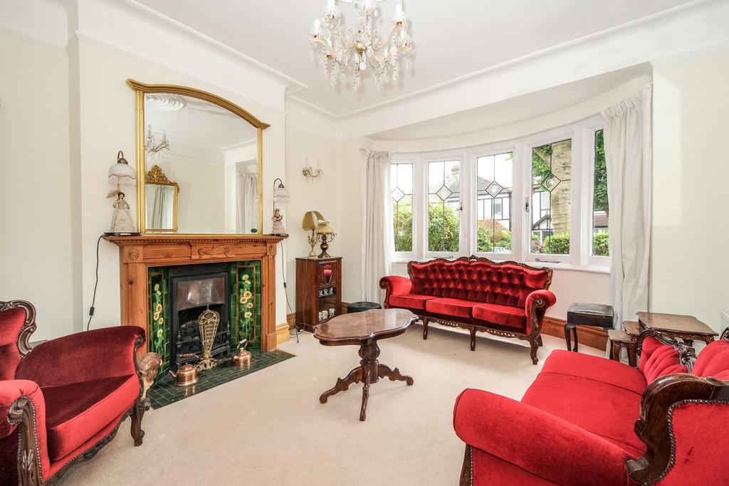 Redston Road, Crouch End, N8 3 bed terraced house £1,100,000