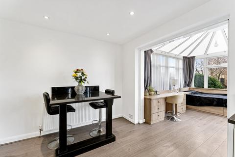 undefined, Newbury Drive, Davyhulme, Manchester, M41