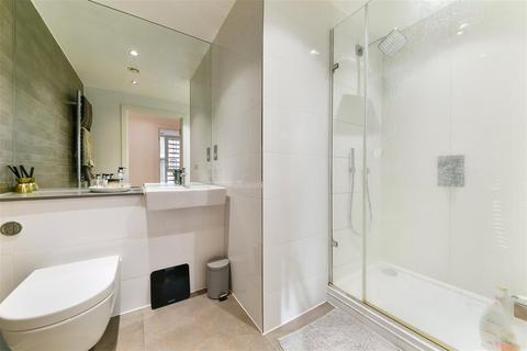 2 bedroom apartment to rent, Rainsborough House, 5 Stamford Square, London, SW15