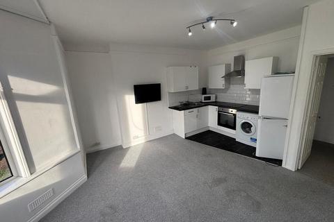 undefined, Flat 4 20 Hill Park Crescent