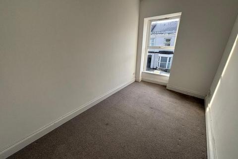 undefined, Flat 4 20 Hill Park Crescent