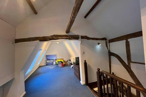 Retail property (high street) to rent, 5 Buttermarket Thame OX9 3EW
