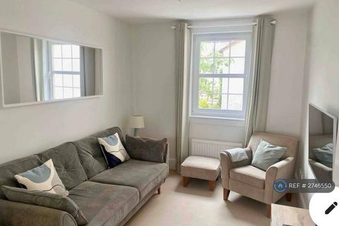 2 bedroom flat to rent, Hillpark Court, Edinburgh, EH4