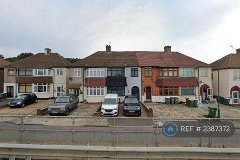 3 bedroom terraced house to rent, Lakeside Close, Sidcup, DA15