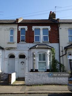 2 bedroom flat to rent, Westerfield Road, London, N15