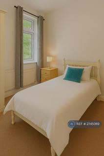 2 bedroom flat to rent, Westerfield Road, London, N15
