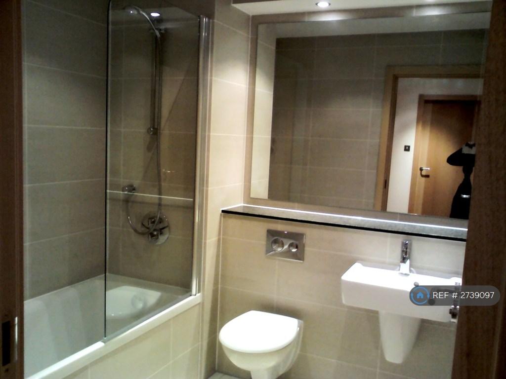 Bathroom 1 With Shower