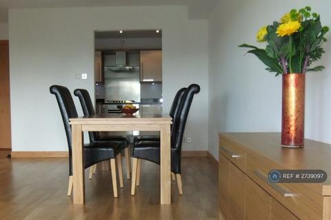 2 bedroom flat to rent, Western Harbour Drive, Edinburgh, EH6