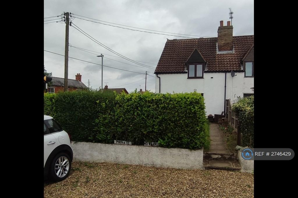 Parking &amp; Garden