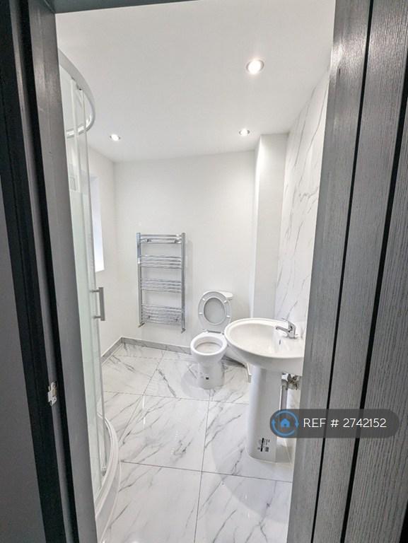 Ensuit Bathroom
