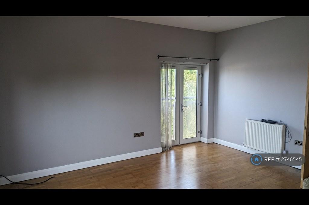 Kitchen/Living Area