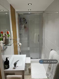Studio to rent, Holmdale Road, London, NW6