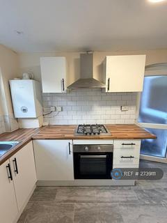 3 bedroom terraced house to rent, Sutton Heath Road, St. Helens, WA9