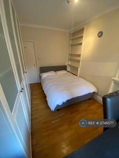 3 bedroom flat to rent, Townshend Court, London, NW8