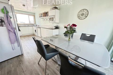 4 bedroom end of terrace house for sale, Curlew Gardens, Waterlooville, Hampshire