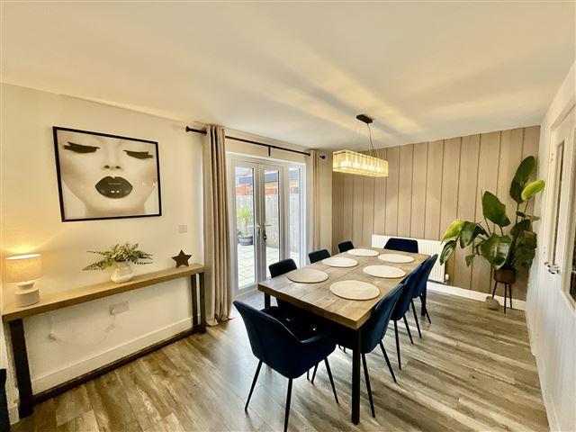 Kitchen Diner