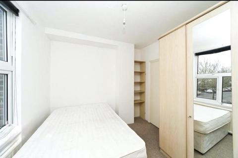 1 bedroom apartment to rent, Durham Road, London W5