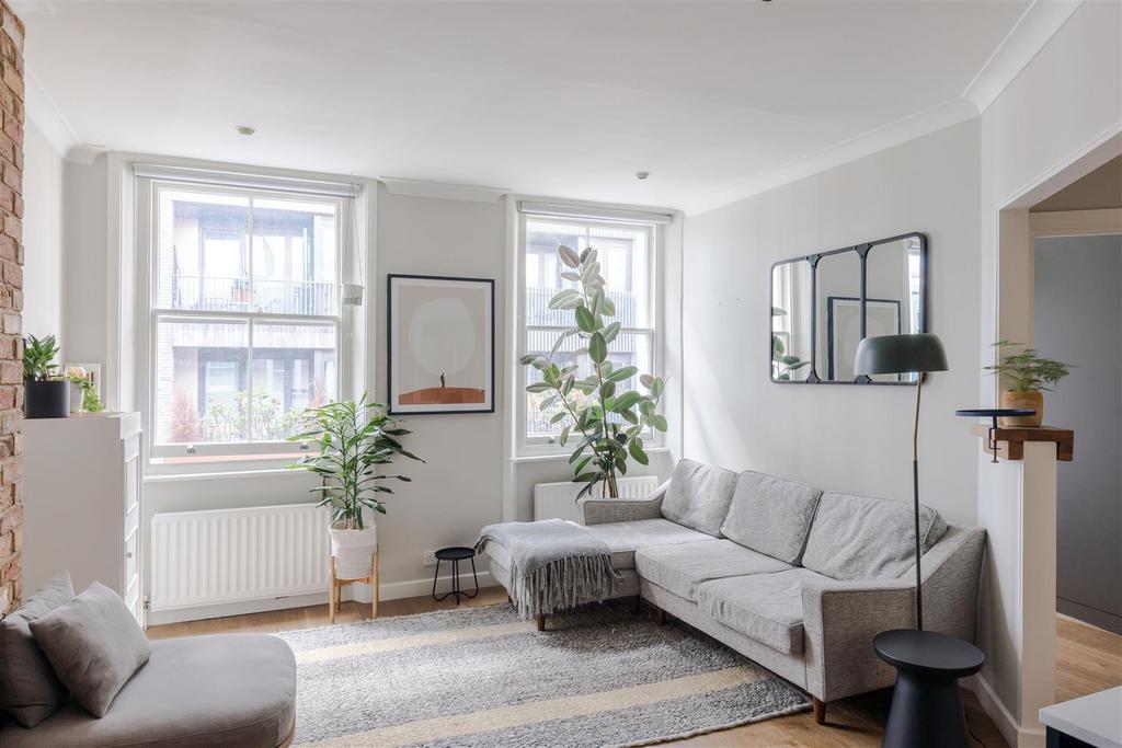 18 Cleveland Street-