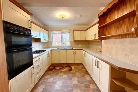 undefined, Park South, Swindon SN3