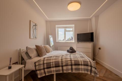 1 bedroom in a house share to rent, Northolt Road Harrow