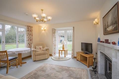 4 bedroom detached house for sale, Willow End Farm Cottage, Blackmore Park Road, Malvern, Worcestershire, WR13