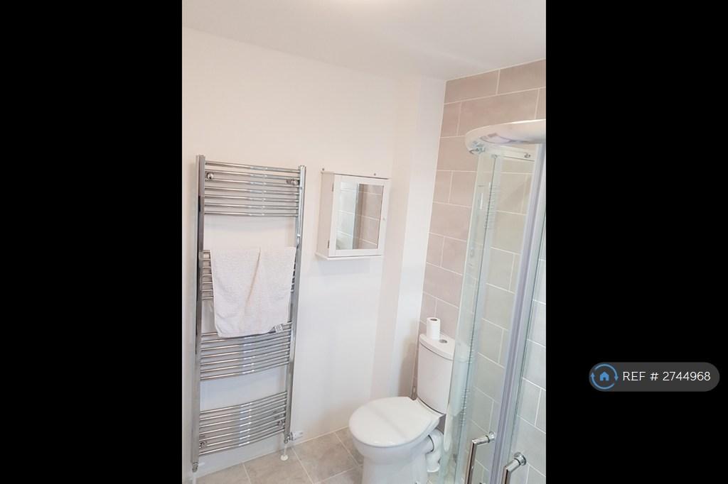Upstairs Bathroom