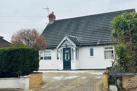 4 bedroom detached house to rent, Westfield Road, Woking, GU22