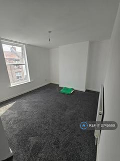 1 bedroom flat to rent, Seafield Road, Wirral, CH62