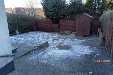 3 bedroom semi-detached house to rent, Ash Grove, Rawmarsh, Rotherham, S62
