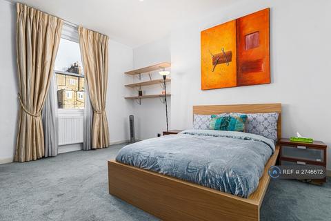 2 bedroom flat to rent, Gloucester Terrace, London, W2