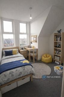 3 bedroom maisonette to rent, Scarborough Road, Filey, YO14
