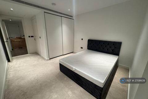 2 bedroom flat to rent, Fountain Parkway, London, W12