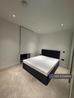 2 bedroom flat to rent, Fountain Parkway, London, W12